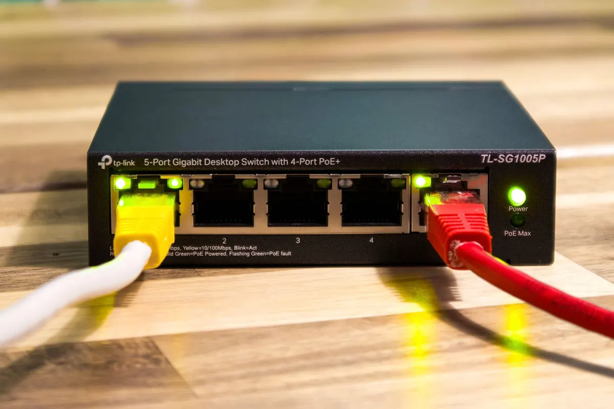 VPN vs. DNS Filtering: Which Tool Better Blocks Malware and Trackers?